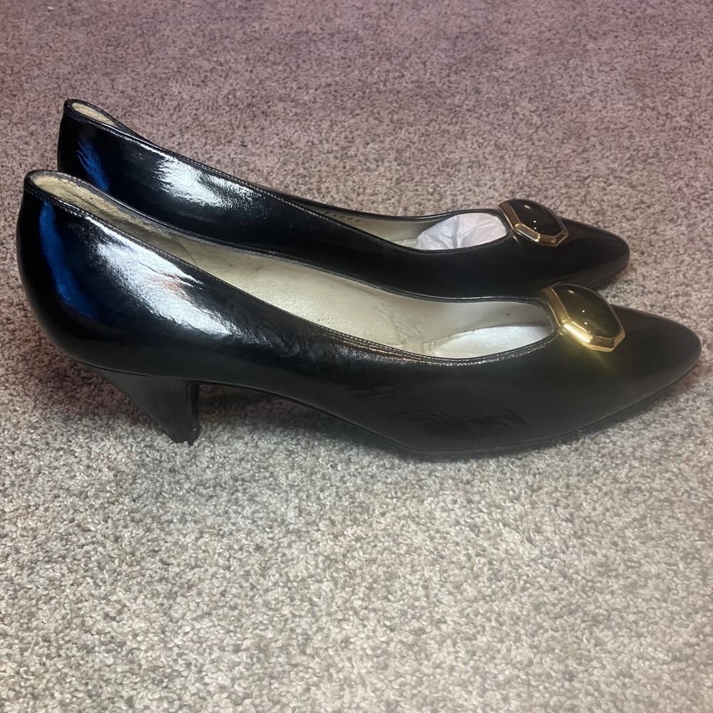 Bruno Magli‎ Black Patent Leather Pumps Kitten Heel Made in Italy 8.5 AA Narrow